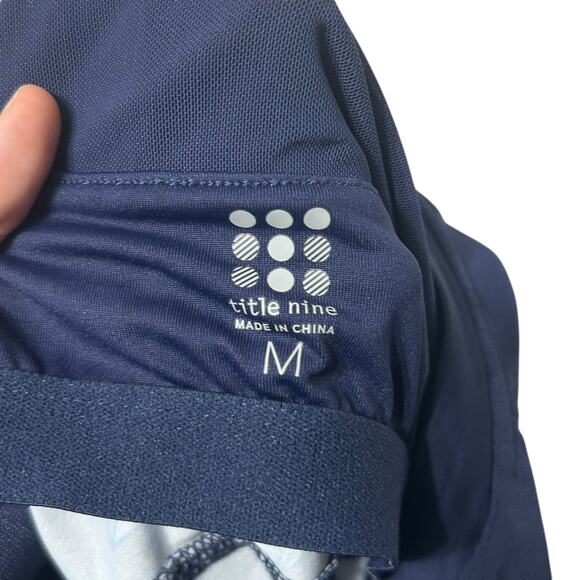 Title Nine Sleeveless Diamalete Dress Women's Sz M Blue Floral Built In Bra Mini - Picture 3 of 6